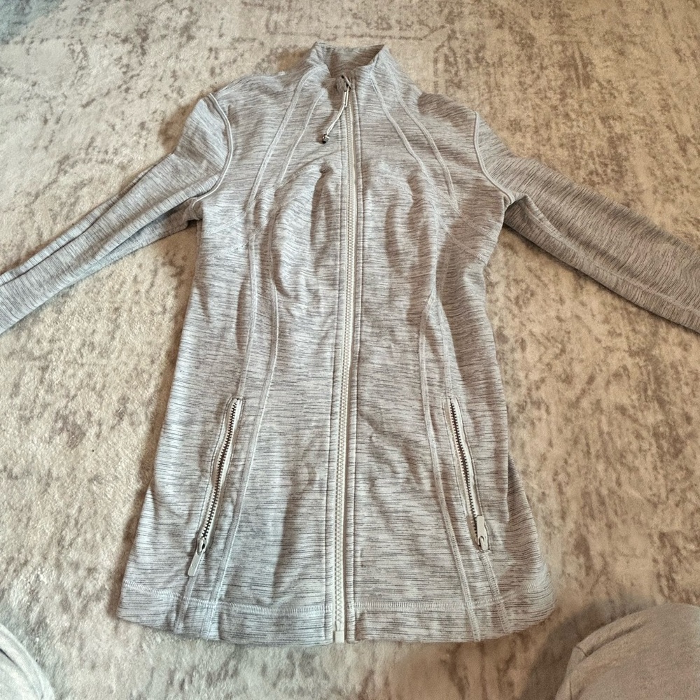 lululemon athletica Gray Long Sleeve Top